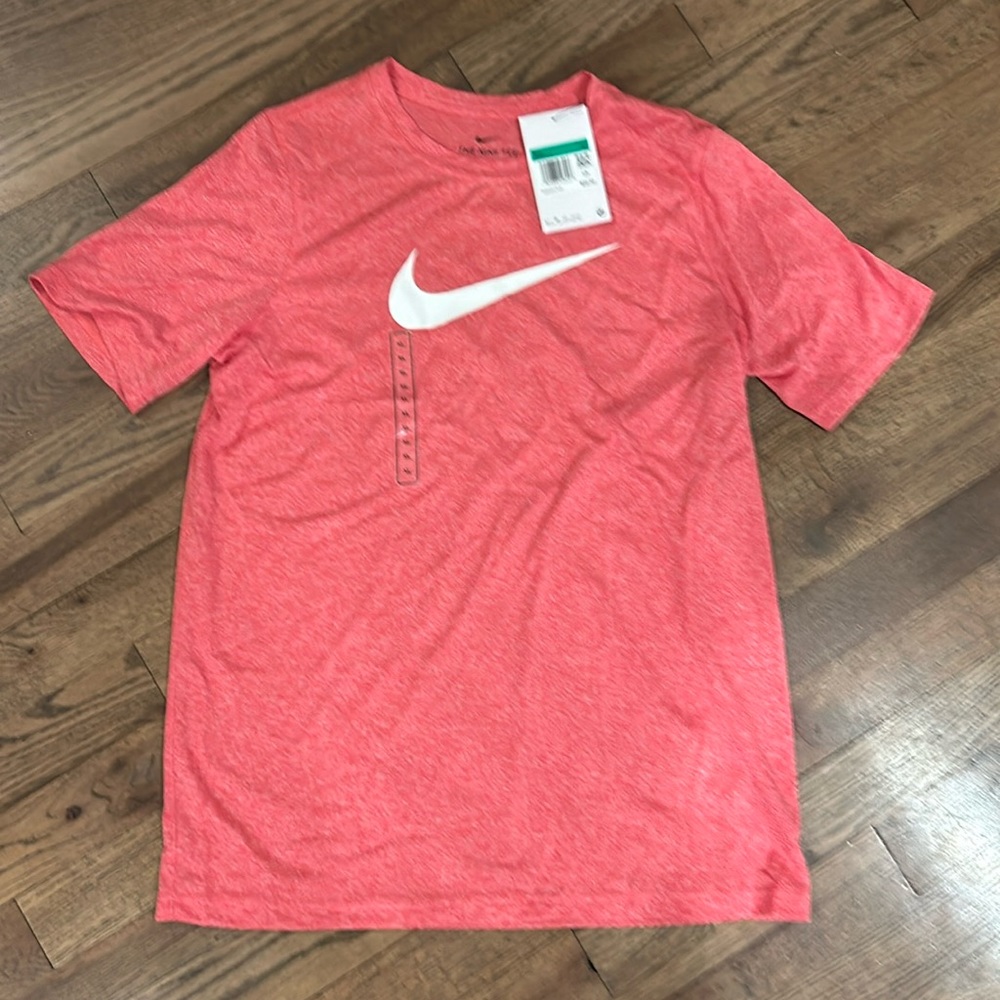 Boys Nike dry-fit t-shirt